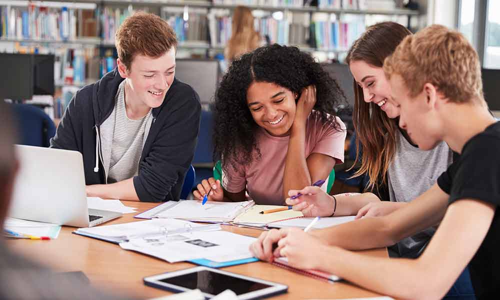 World Heritage Youth Ambassadors Apply for a Traineeship